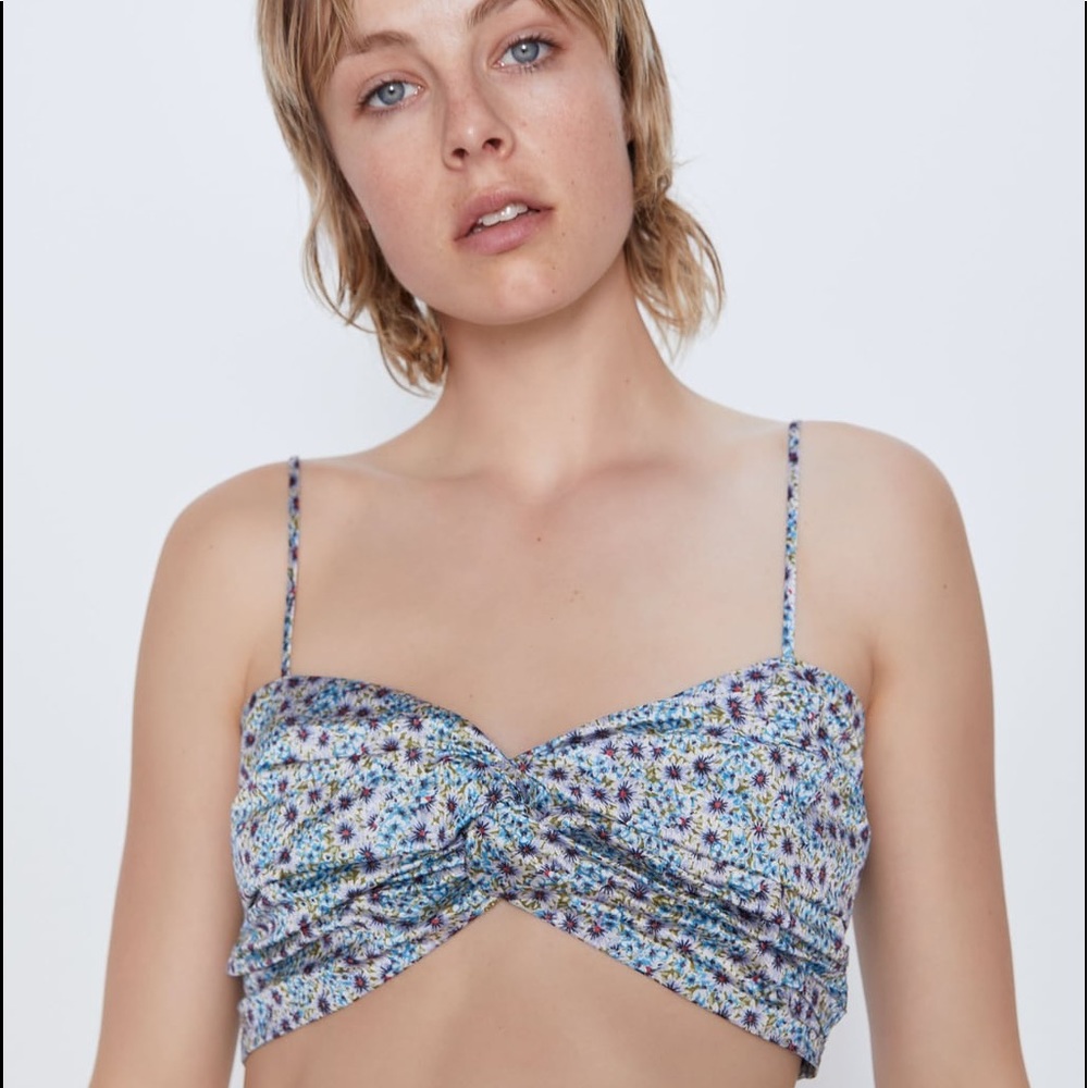 Zara FLORAL CROP TOP V-NECK & THIN STRAPS Size S